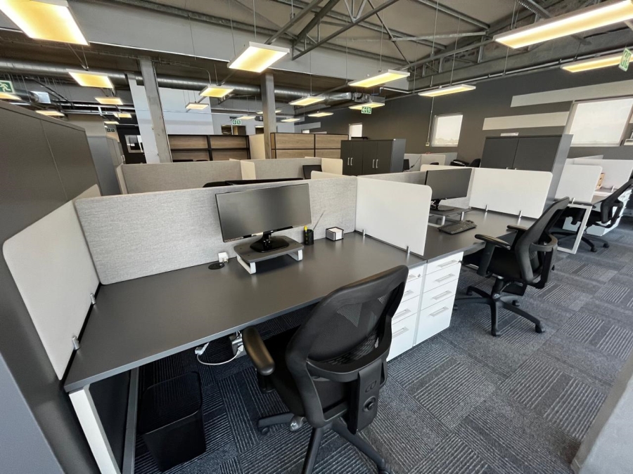 To Let commercial Property for Rent in Bo Oakdale Western Cape